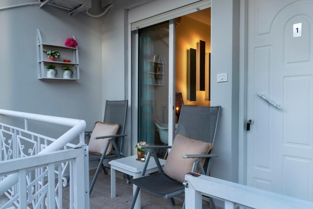 Family Inn Apartments&Suites Neos Marmaras Eksteriør billede