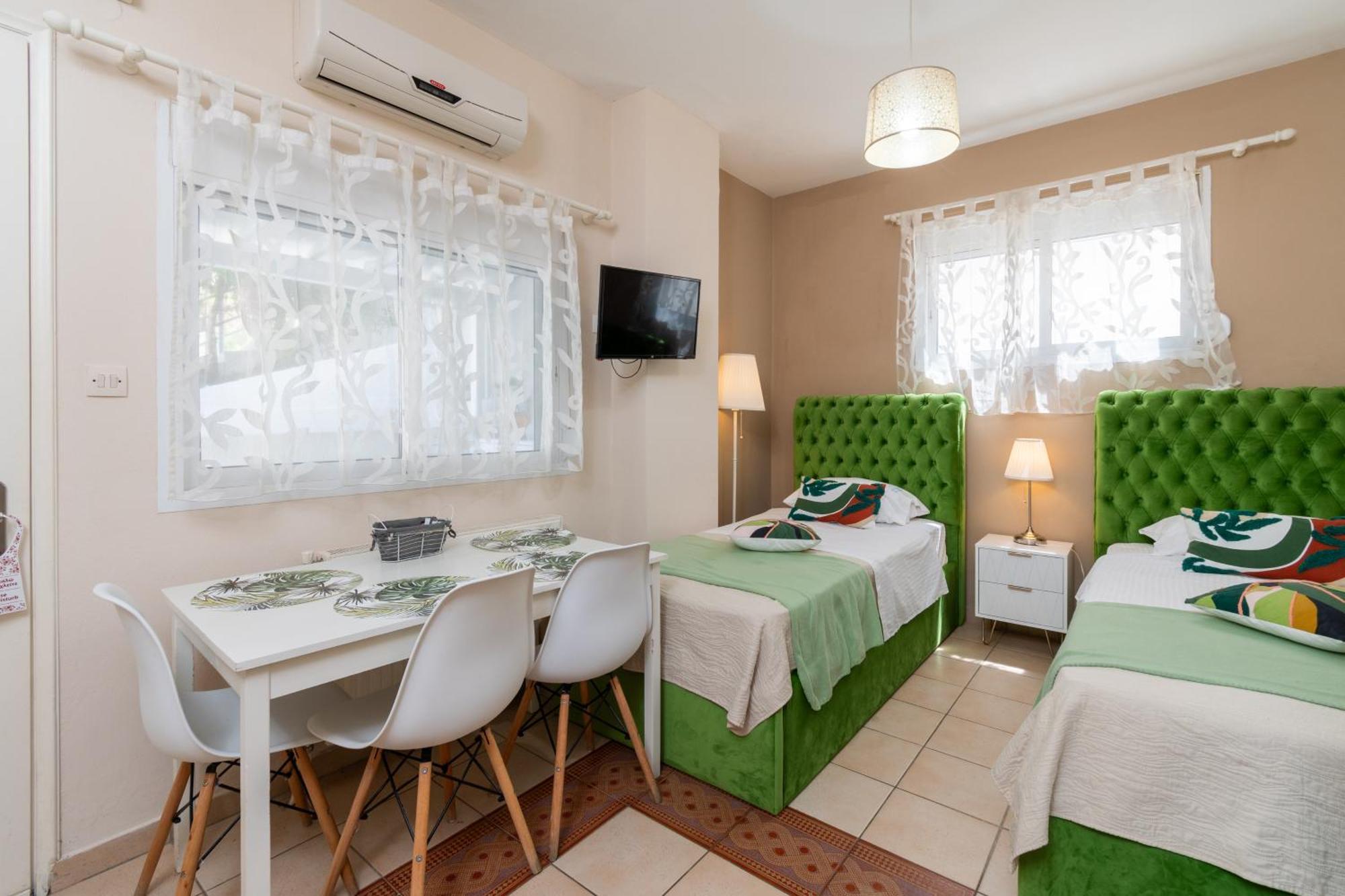 Family Inn Apartments&Suites Neos Marmaras Eksteriør billede